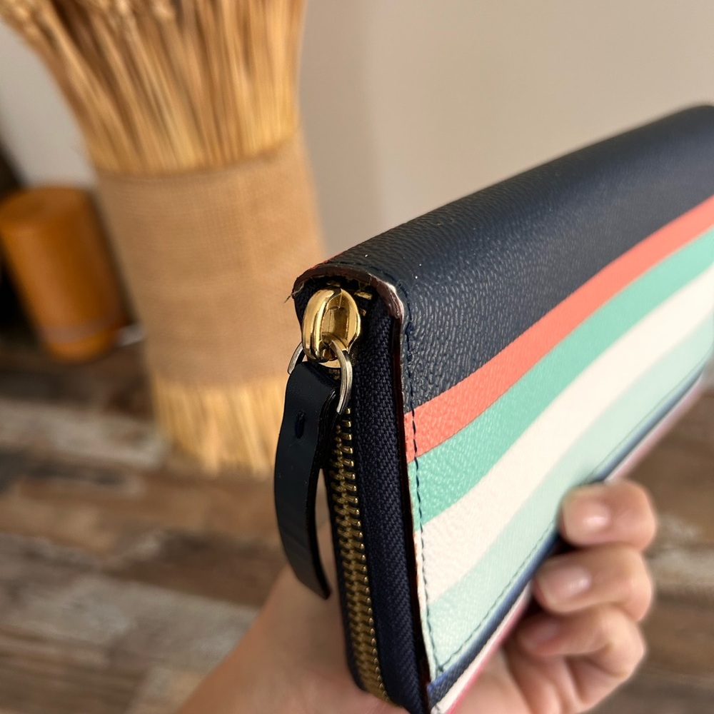 ♠️Kate Spade ♠️ Large Continental Wallet - Picture 4 of 15